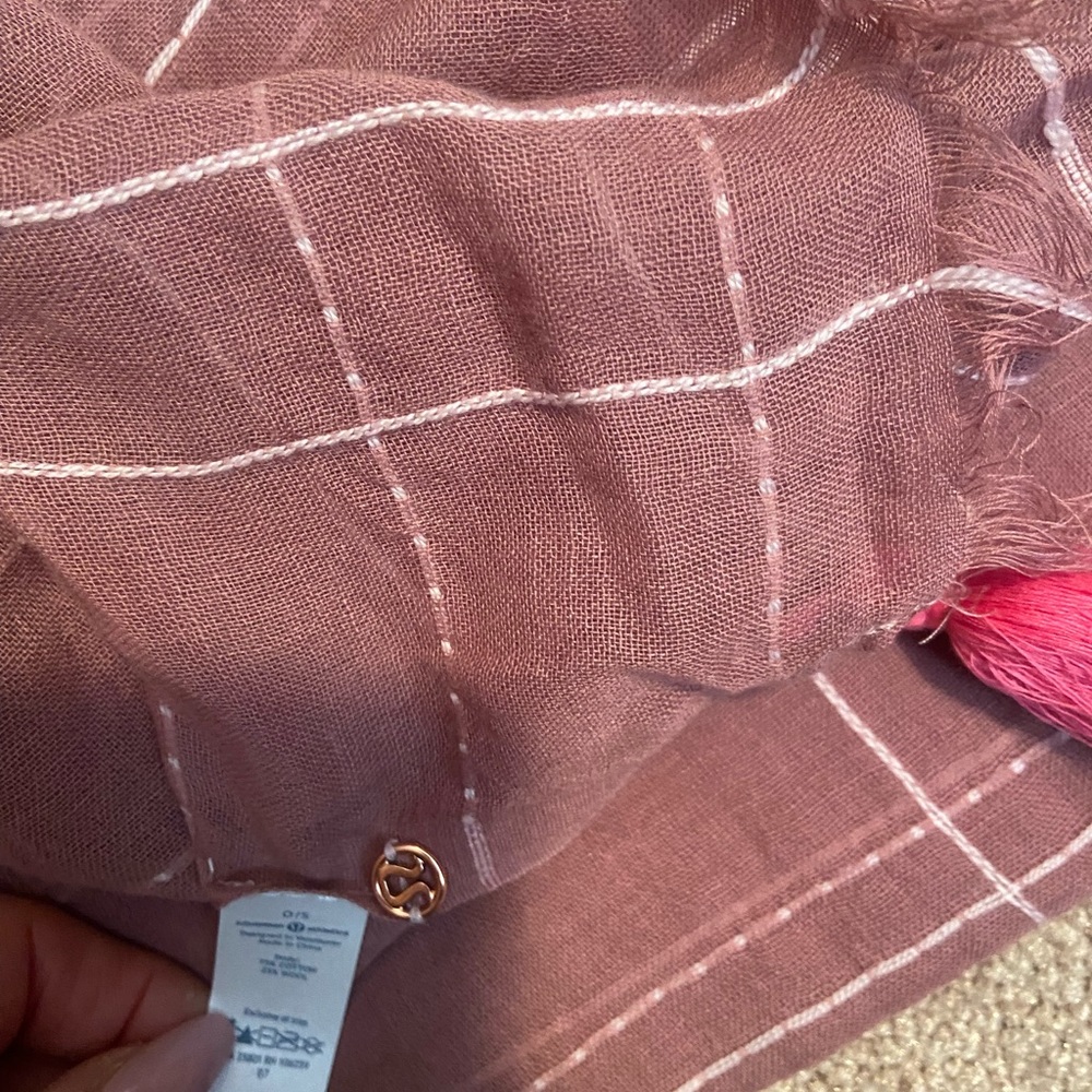 Lululemon Scarf